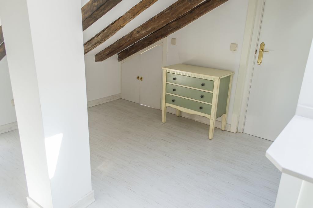 Apartamento Duque De Osuna * Madrid